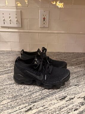 Women’s Nike Air VaporMax Flyknit 3 Triple Black AJ6910-002 Size 6.5